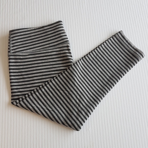 lululemon athletica Pants - 🦄🦄 Lululemon gray/black WU stripe crop